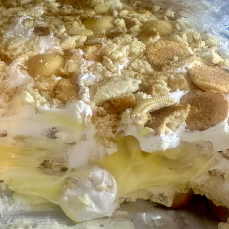 Delicious Banana Pudding Awaits